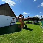 Maly Statek Hradecna