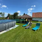 Вилла Maly Statek Hradecna *
