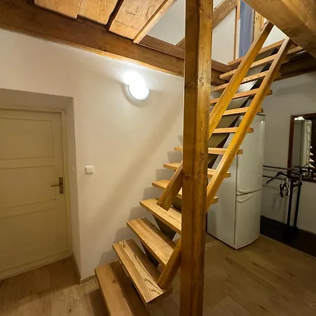 Malý Statek Hradečná