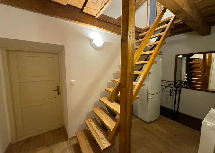 Malý Statek Hradečná