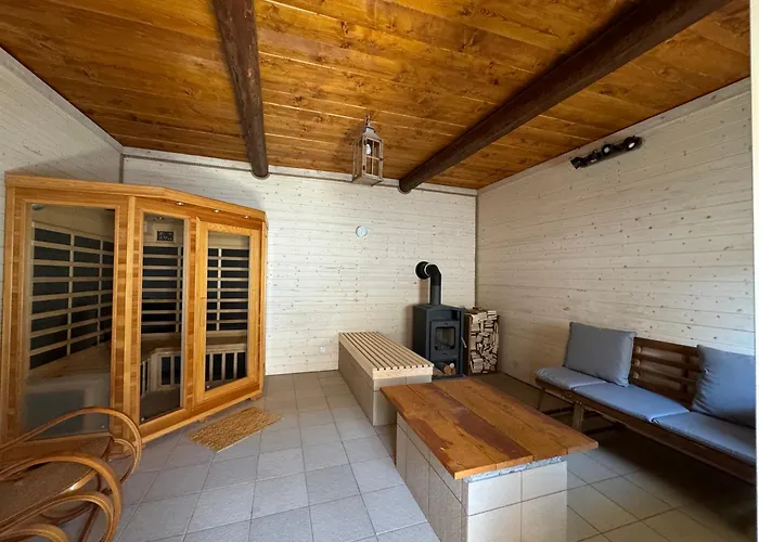Malý Statek Hradečná Villa